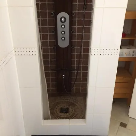 Гостевой дом La Source Gilhodes 3*