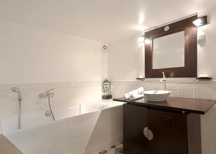 La Source Gilhodes Affittacamere 3*