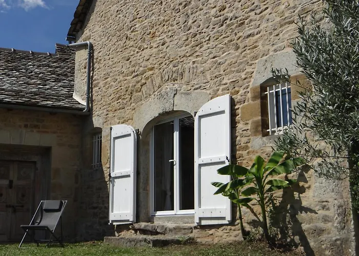 La Source Gilhodes 3* Castelnau-de-Mandailles