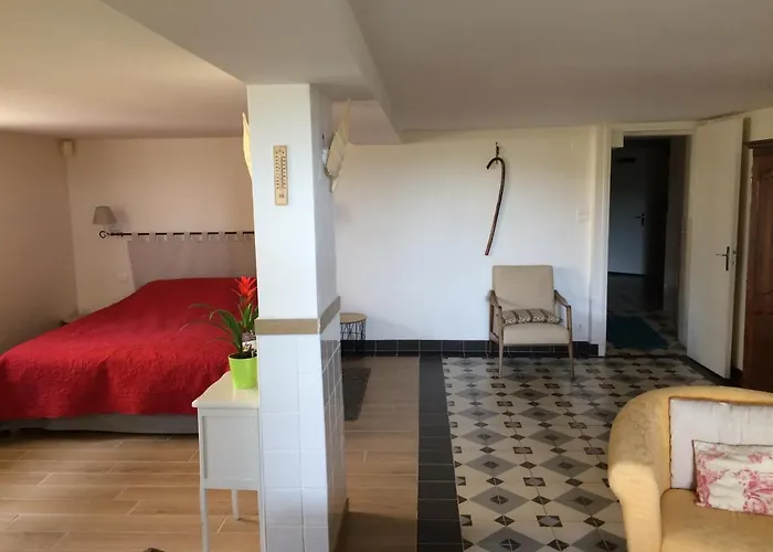 La Source Gilhodes Affittacamere 3*